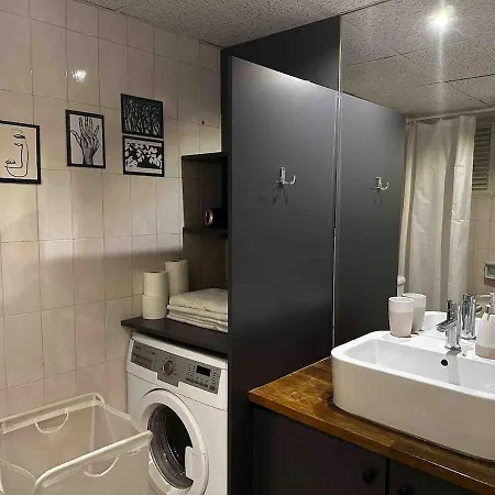 Perfect Location Flat In Alsancak The Heart Of Apartment