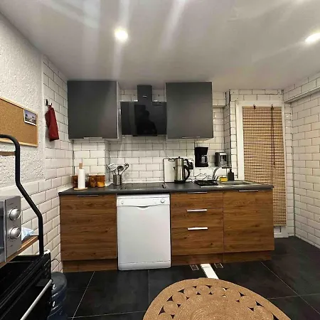 Perfect Location Flat In Alsancak The Heart Of